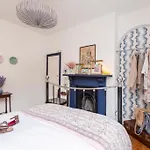 Casa de Férias Menagerie House Walk Score 98 York