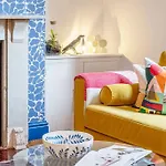 Menagerie House Walk Score 98 * York