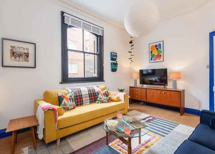 Hébergement de vacances Menagerie House Walk Score 98 York