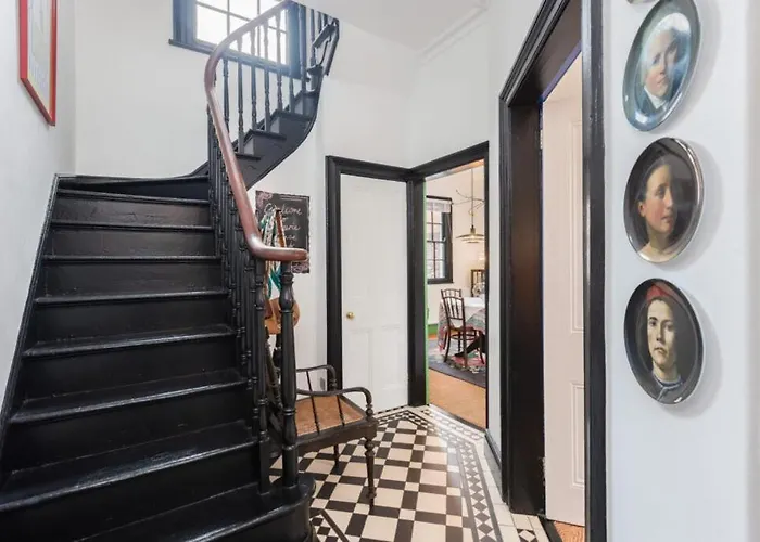 Hébergement de vacances Menagerie House Walk Score 98