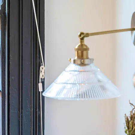 Menagerie House Walk Score 98 *